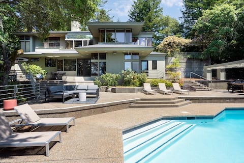 Titan: Theater, Heated Pool, Gym, Billiards