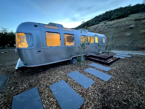 Lux  Retreat near Yosemite-2 Lakes w Views