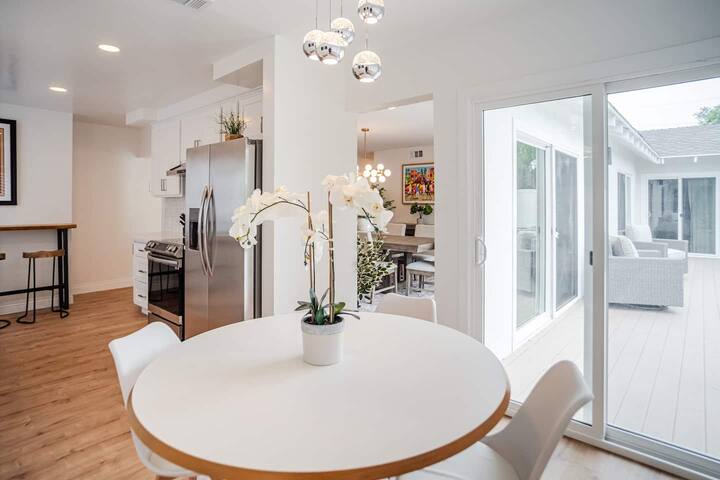 Beautiful Venice Beach Vacation Home gallery image 3