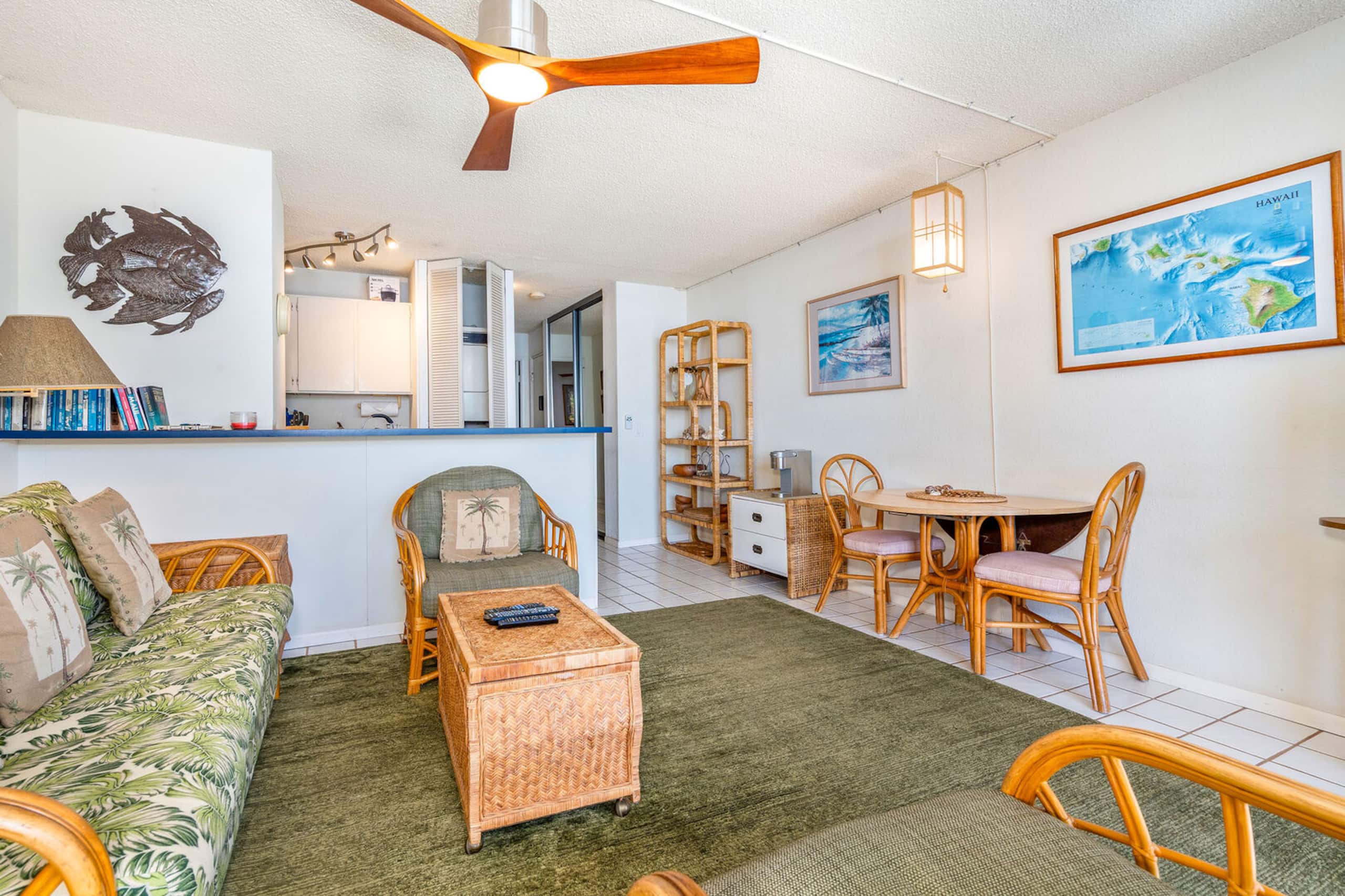 Condo in Wailuku · ★4.82 · 1 bedroom · 2 beds · 1 private bath - Image 3