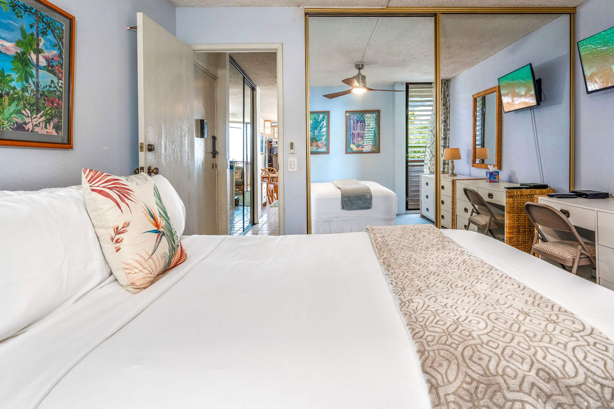 Condo in Wailuku · ★4.82 · 1 bedroom · 2 beds · 1 private bath - Image 16