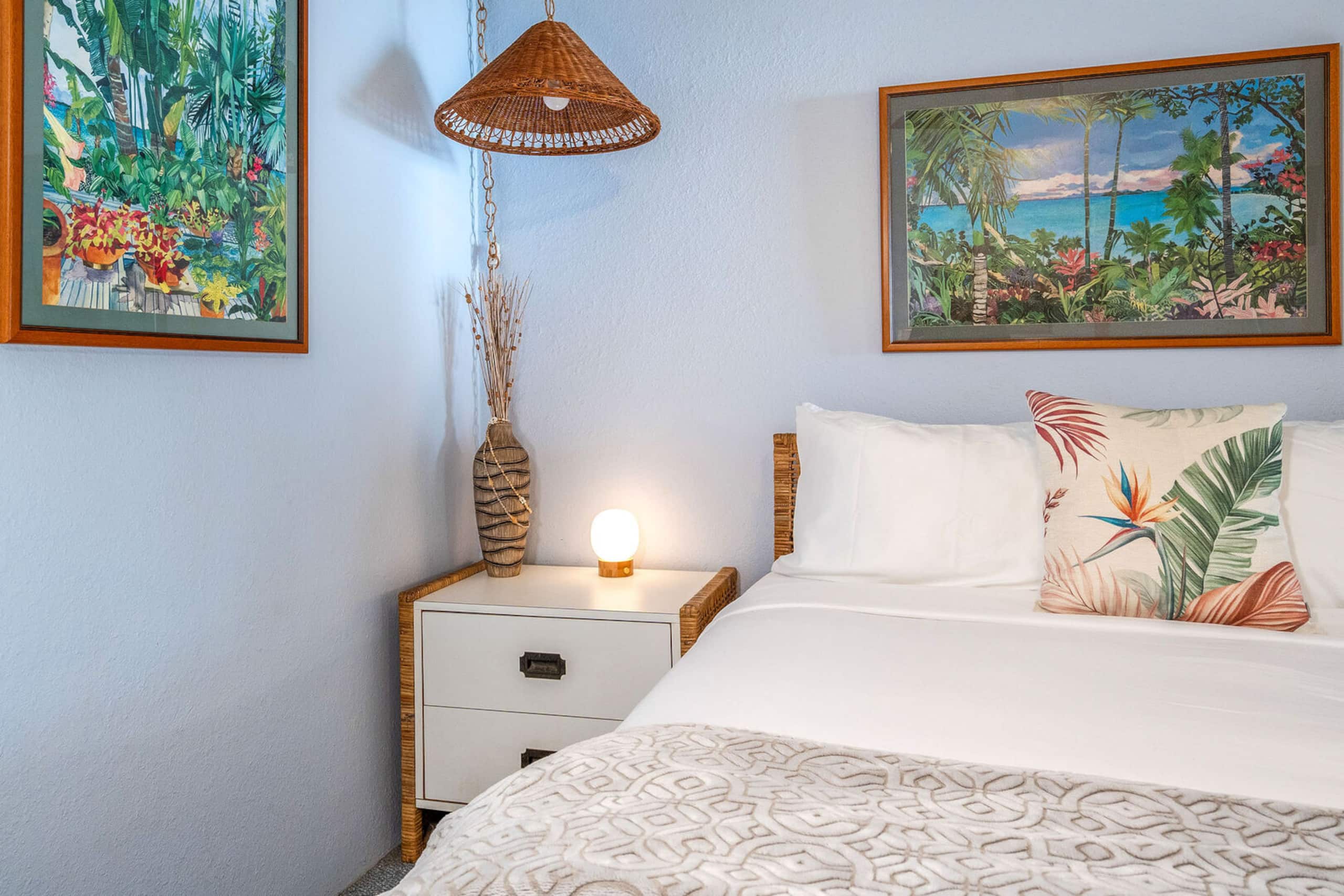 Condo in Wailuku · ★4.82 · 1 bedroom · 2 beds · 1 private bath - Image 15
