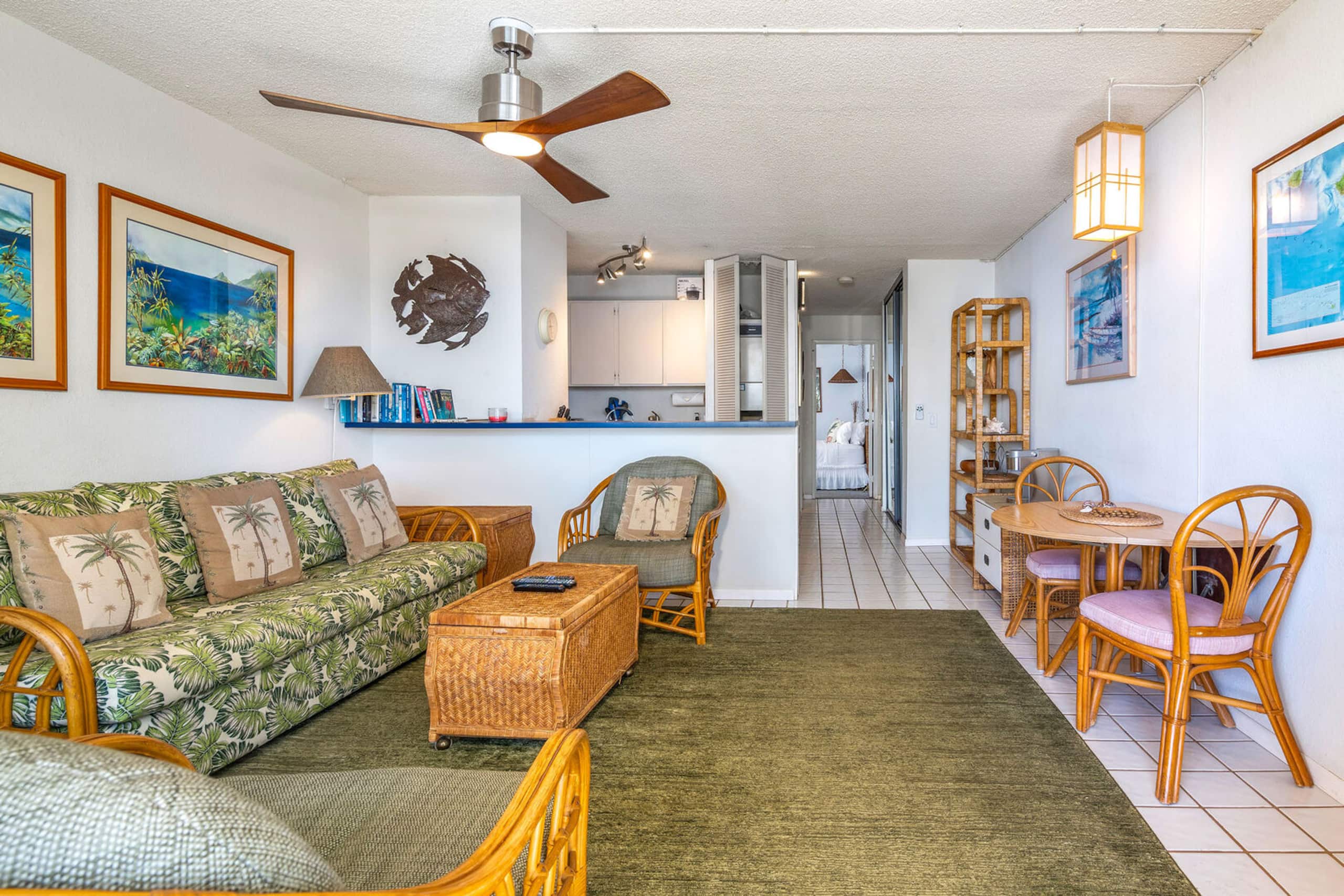 Condo in Wailuku · ★4.82 · 1 bedroom · 2 beds · 1 private bath - Image 2
