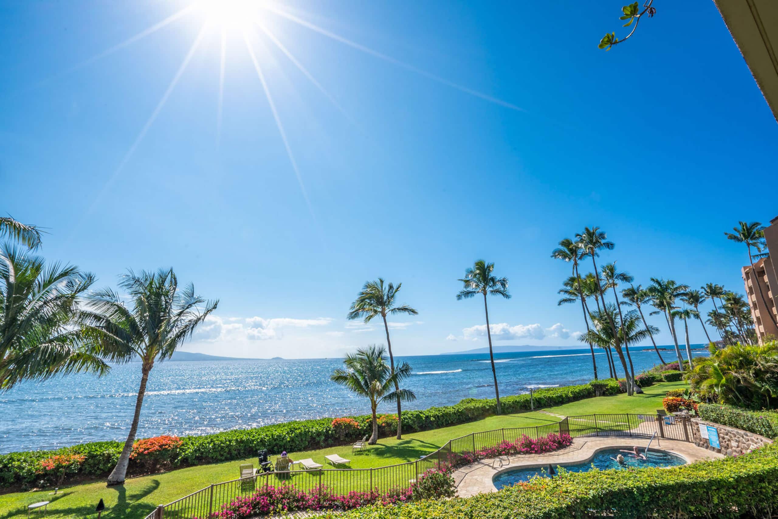 Condo in Wailuku · ★4.82 · 1 bedroom · 2 beds · 1 private bath - Image 35