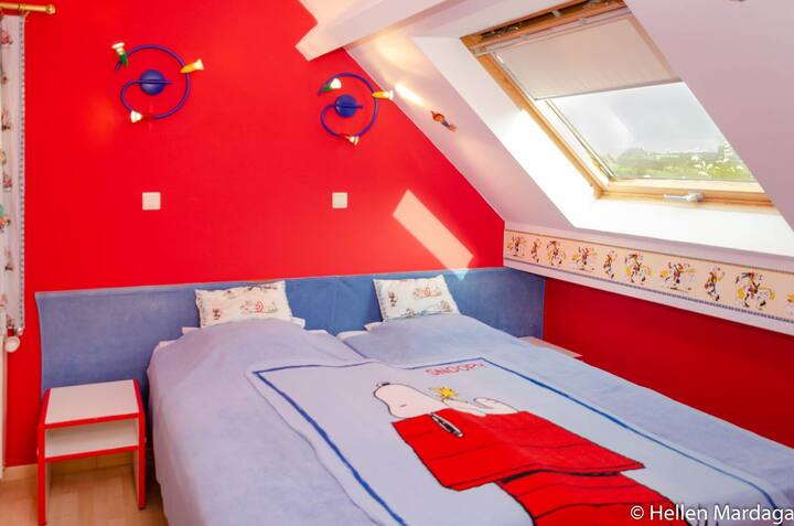 Gîte La Marguerite - Chambre La Bande Dessinée - (c) Hellen Mardaga (3)
