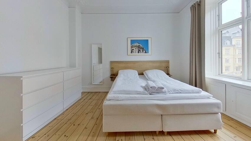 Beautiful 2-bed unit in Frederiksberg C gallery image 3