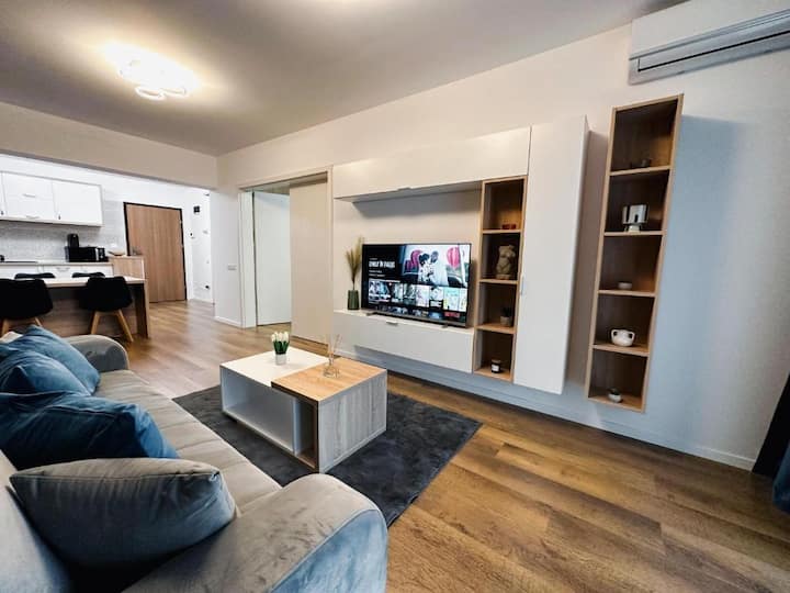 One-bedroom Apartment With Terrace - Cluj-Napoca