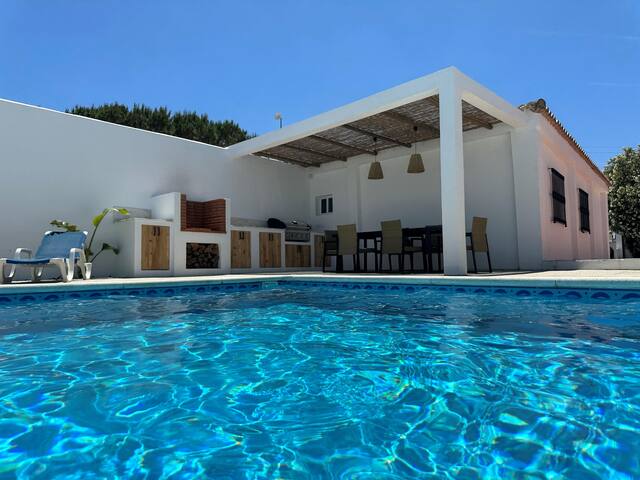 SunshineGroup Rentals managed Airbnb listing 1