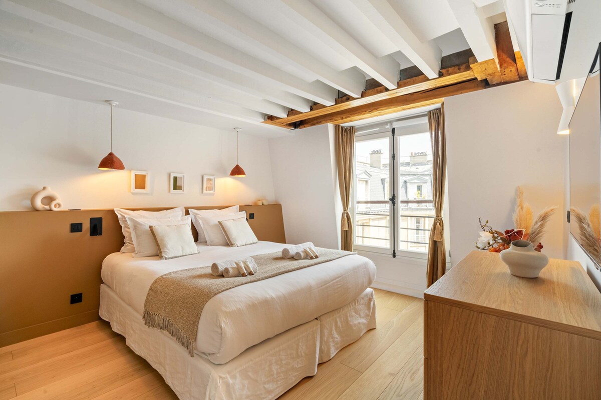 Tercera habitación encantadora con cama tamaño queen