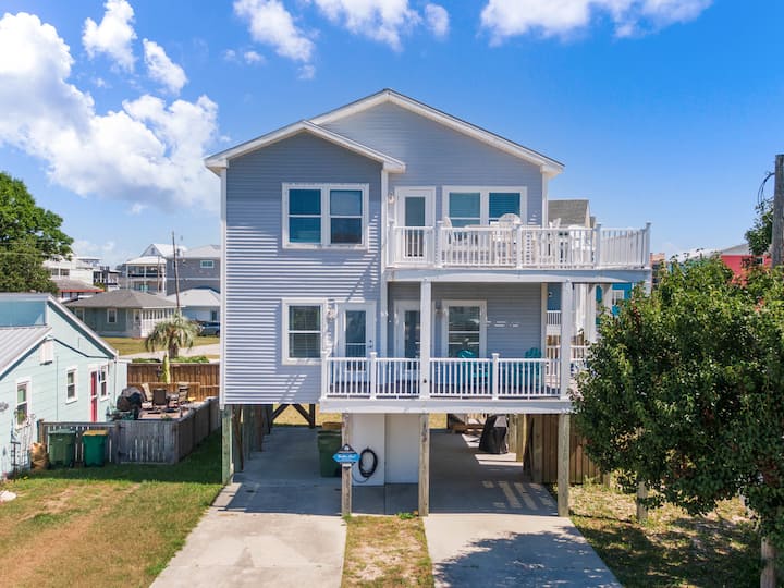 Mermaid Crossing | Coastal Retreat + Two Patios! - Kure Beach, NC