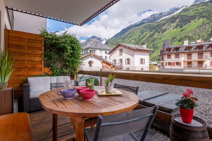 Rue Piétonne Chamonix ~ Terrasse Vue Mont-blanc - Lac du Brévent