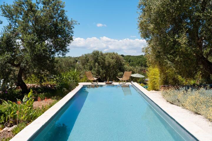 Relaxing Trulli Kairos with Private Pool