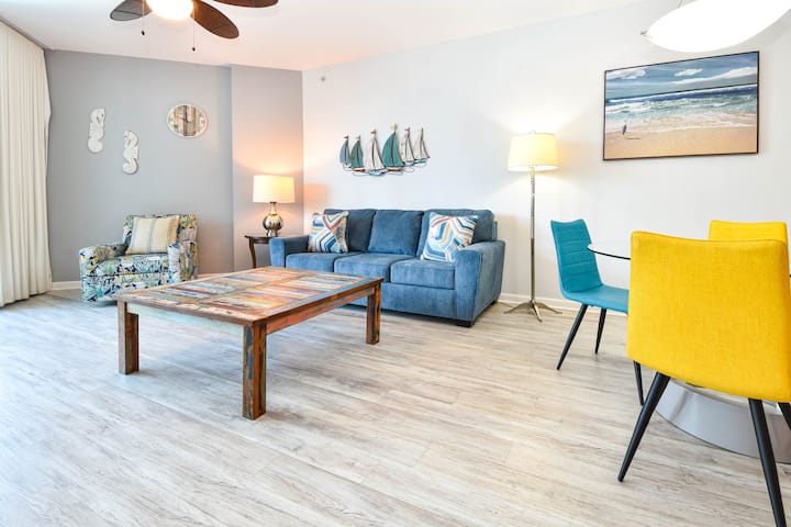 2br Destin Condo | Pools And Beach Shuttle! - Destin, FL