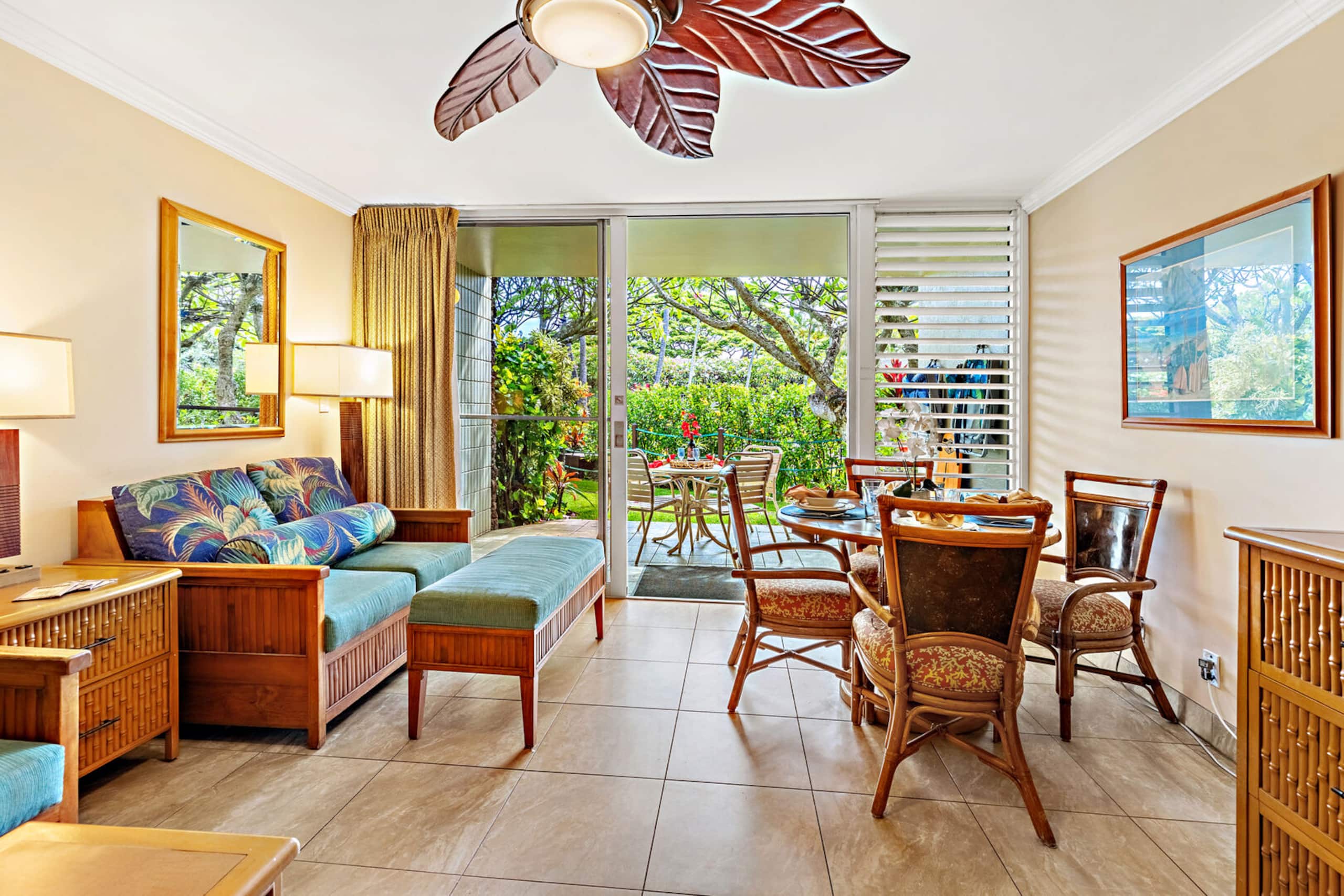 Condo in Lahaina · ★4.57 · 1 bedroom · 3 beds · 1 bath - Image 9