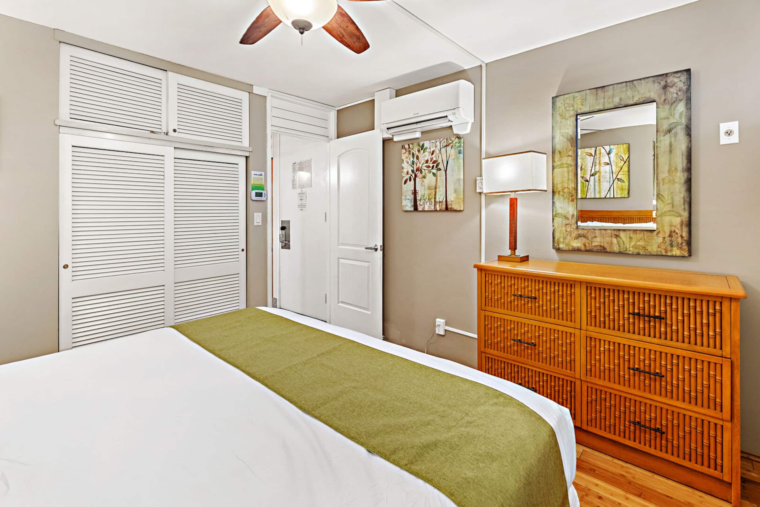 Condo in Lahaina · ★4.57 · 1 bedroom · 3 beds · 1 bath - Image 27