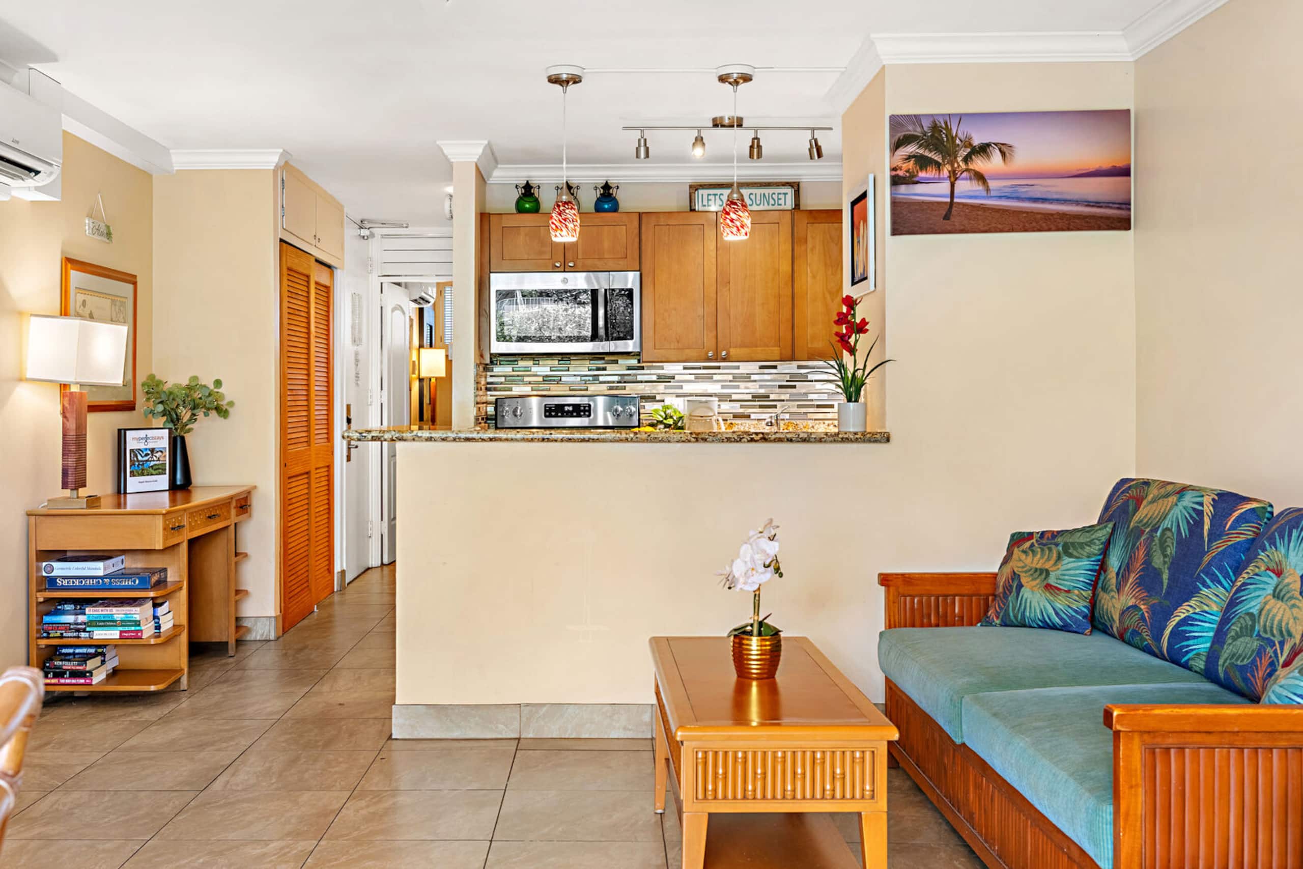 Condo in Lahaina · ★4.57 · 1 bedroom · 3 beds · 1 bath - Image 13