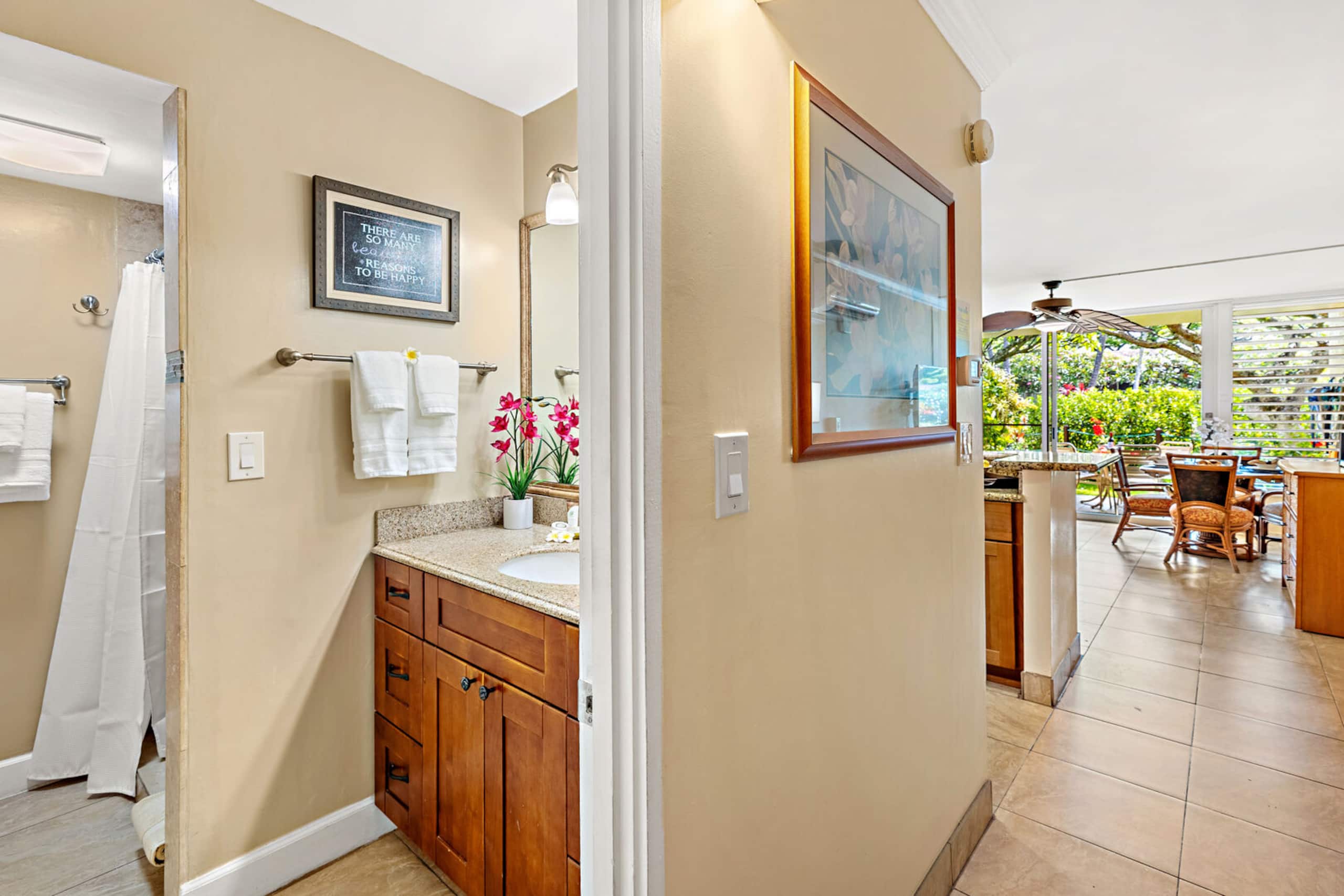 Condo in Lahaina · ★4.57 · 1 bedroom · 3 beds · 1 bath - Image 22