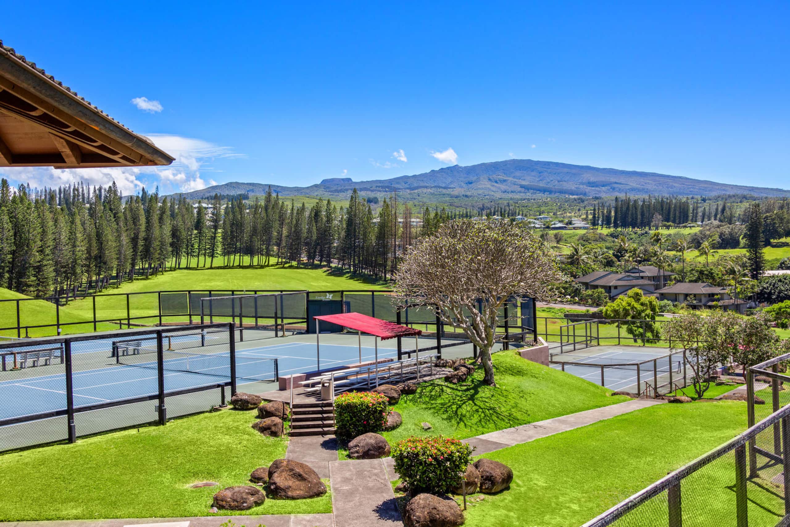 Condo in Lahaina · ★4.86 · 1 bedroom · 2 beds · 1.5 private baths - Image 43