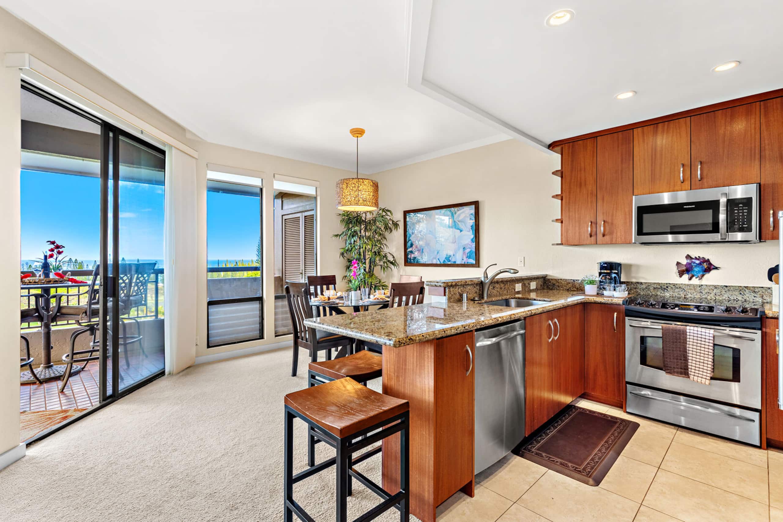 Condo in Lahaina · ★4.86 · 1 bedroom · 2 beds · 1.5 private baths - Image 12