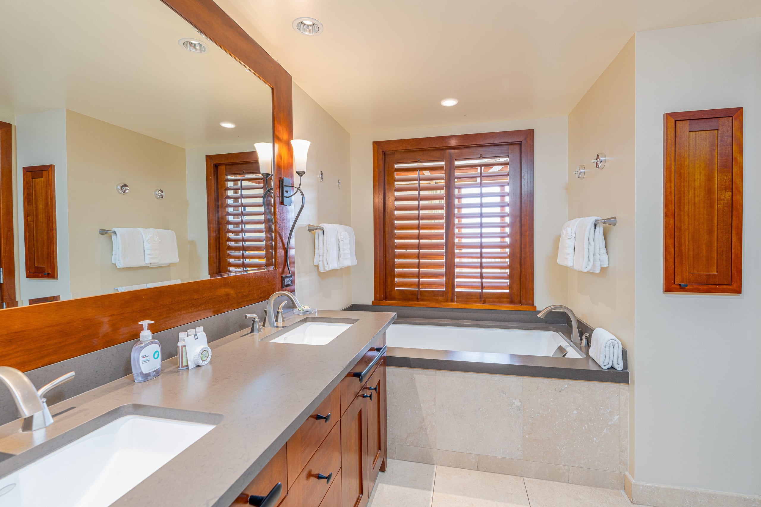 Villa in Kapolei · ★5.0 · 3 bedrooms · 5 beds · 3 baths - Image 11
