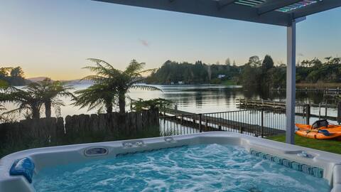Lakefront Oasis