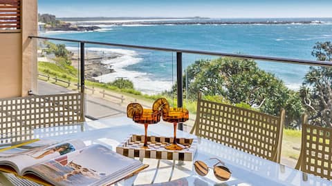 Convent Cove | Penthouse with views over Convent