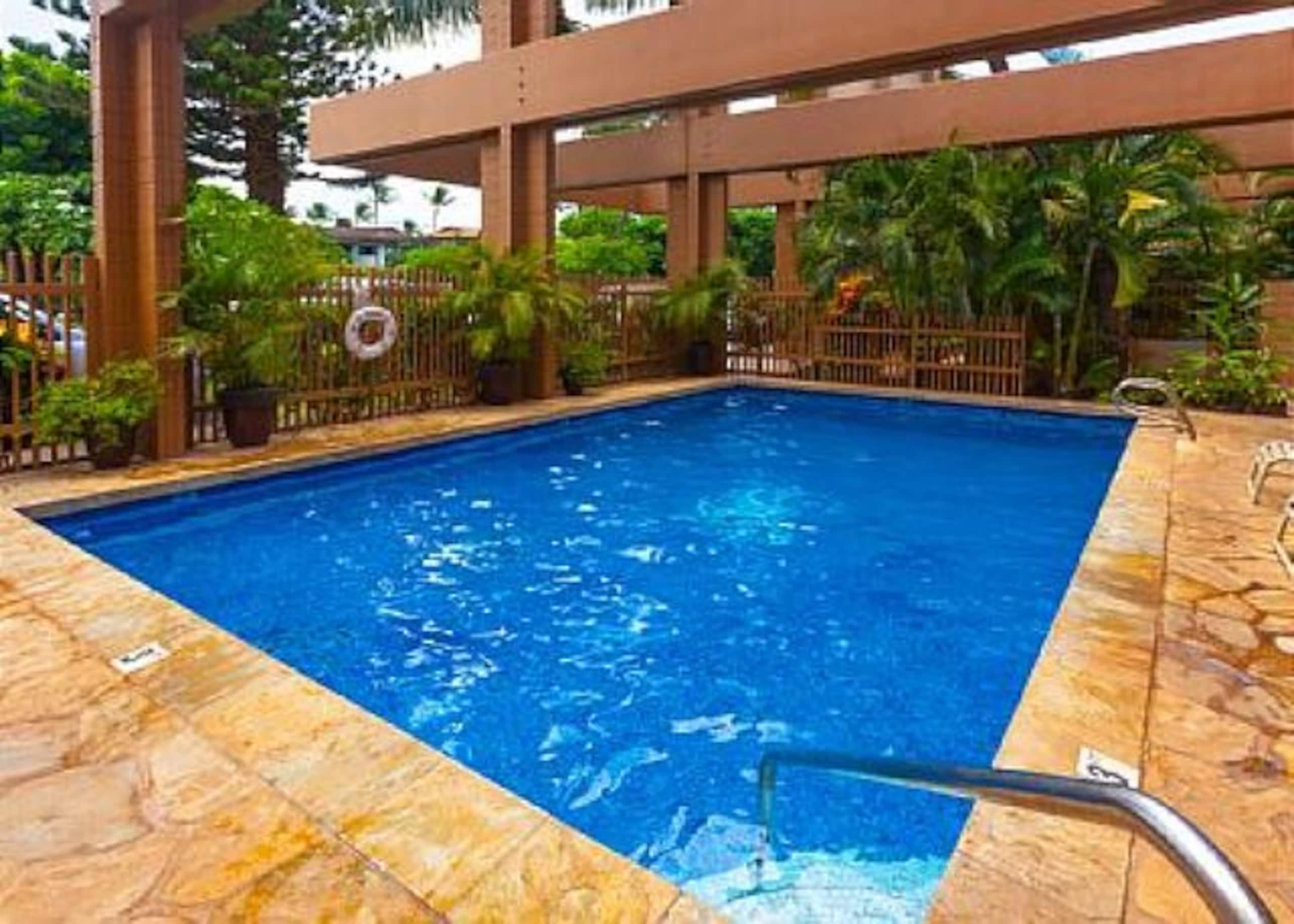 Condo in Lahaina · ★4.93 · 1 bedroom · 1 bed · 1 bath - Image 24