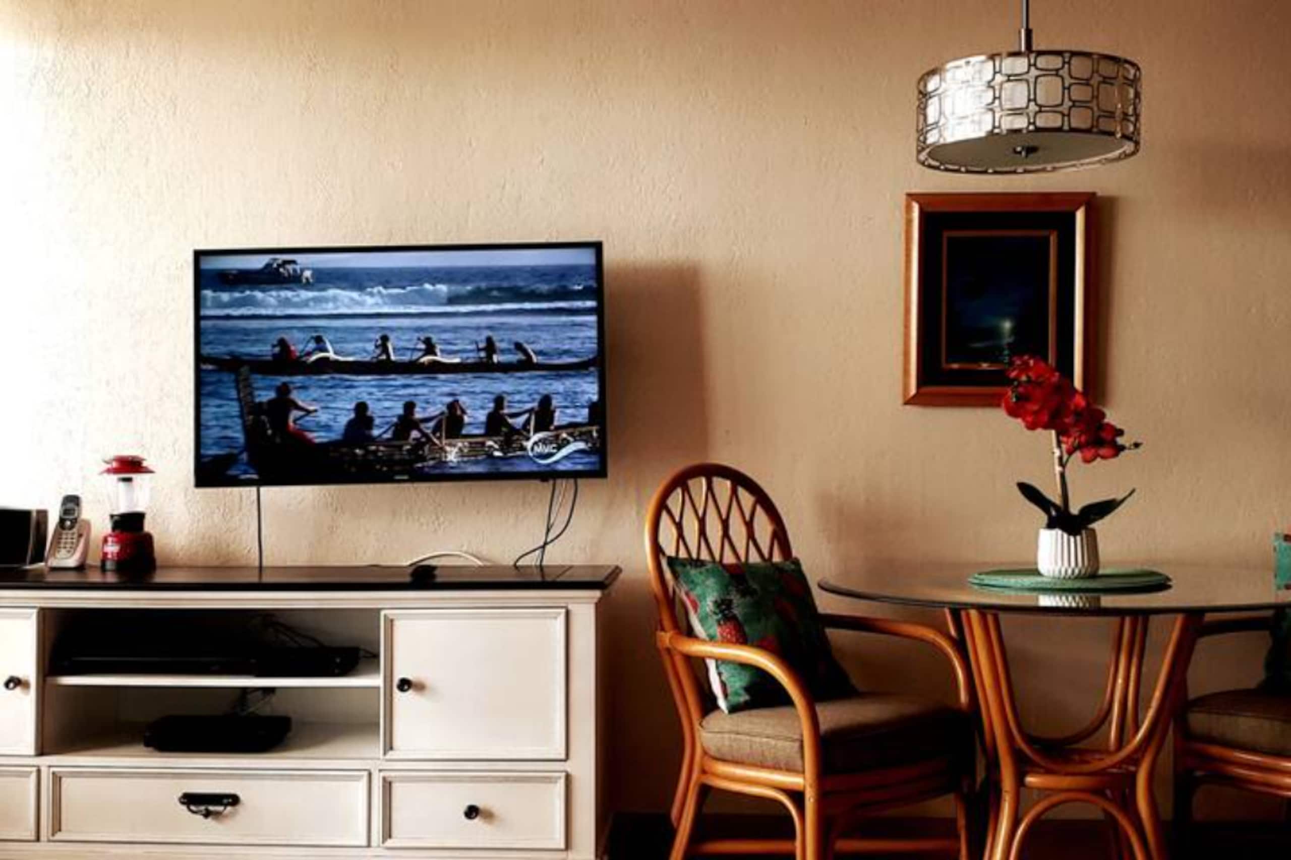 Condo in Lahaina · ★4.93 · 1 bedroom · 1 bed · 1 bath - Image 11