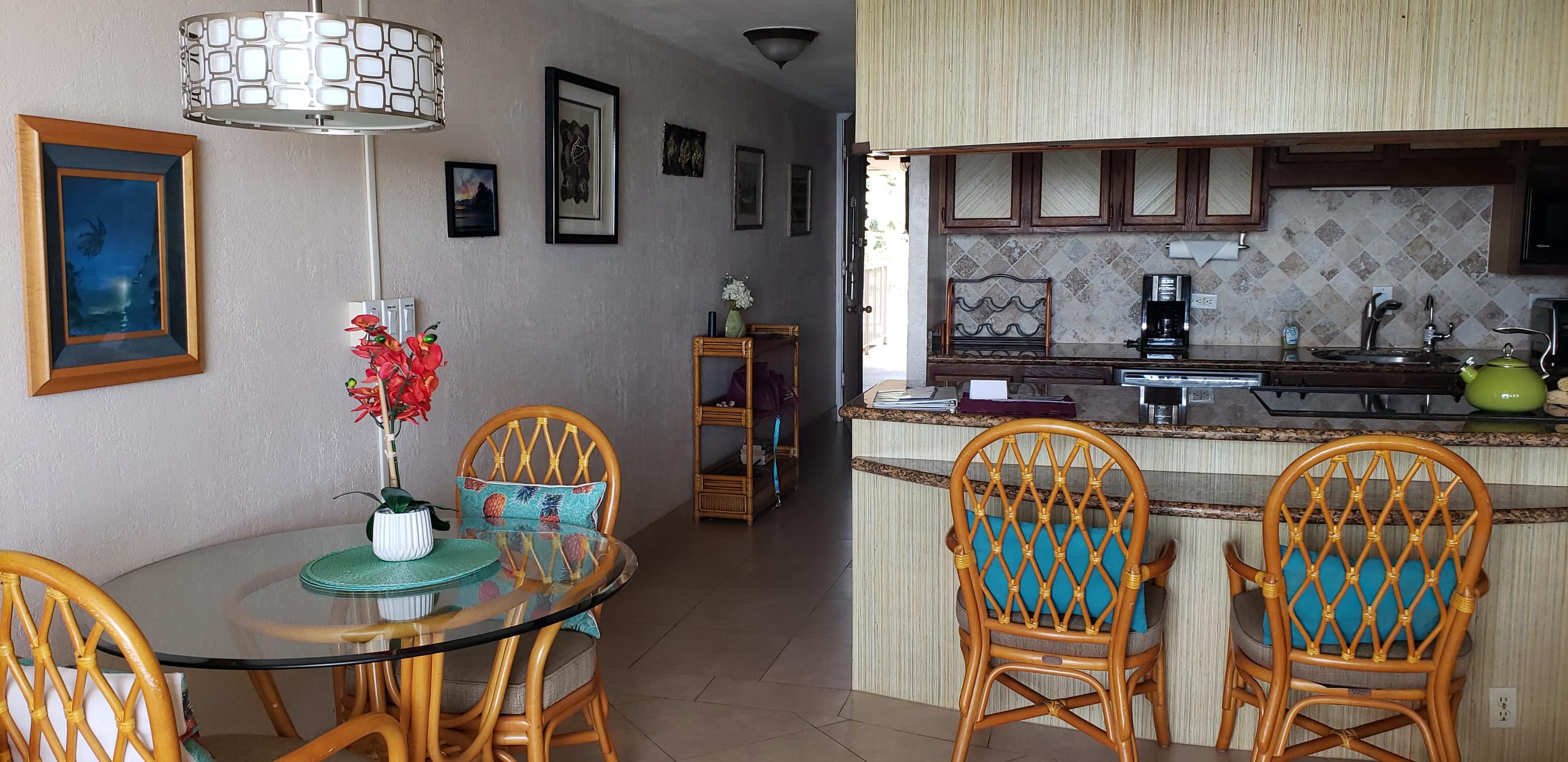 Condo in Lahaina · ★4.93 · 1 bedroom · 1 bed · 1 bath - Image 10