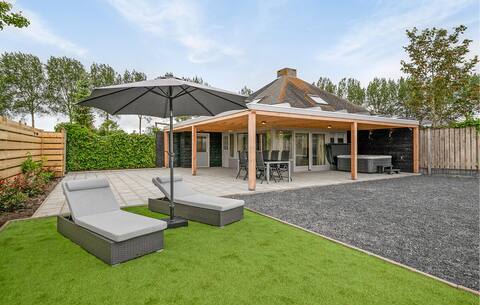 Pet friendly home in Stavenisse