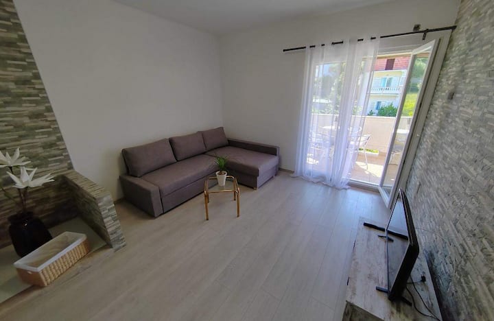 A-23298-b Appartement D'une Chambre Avec Le Balcon - Rab