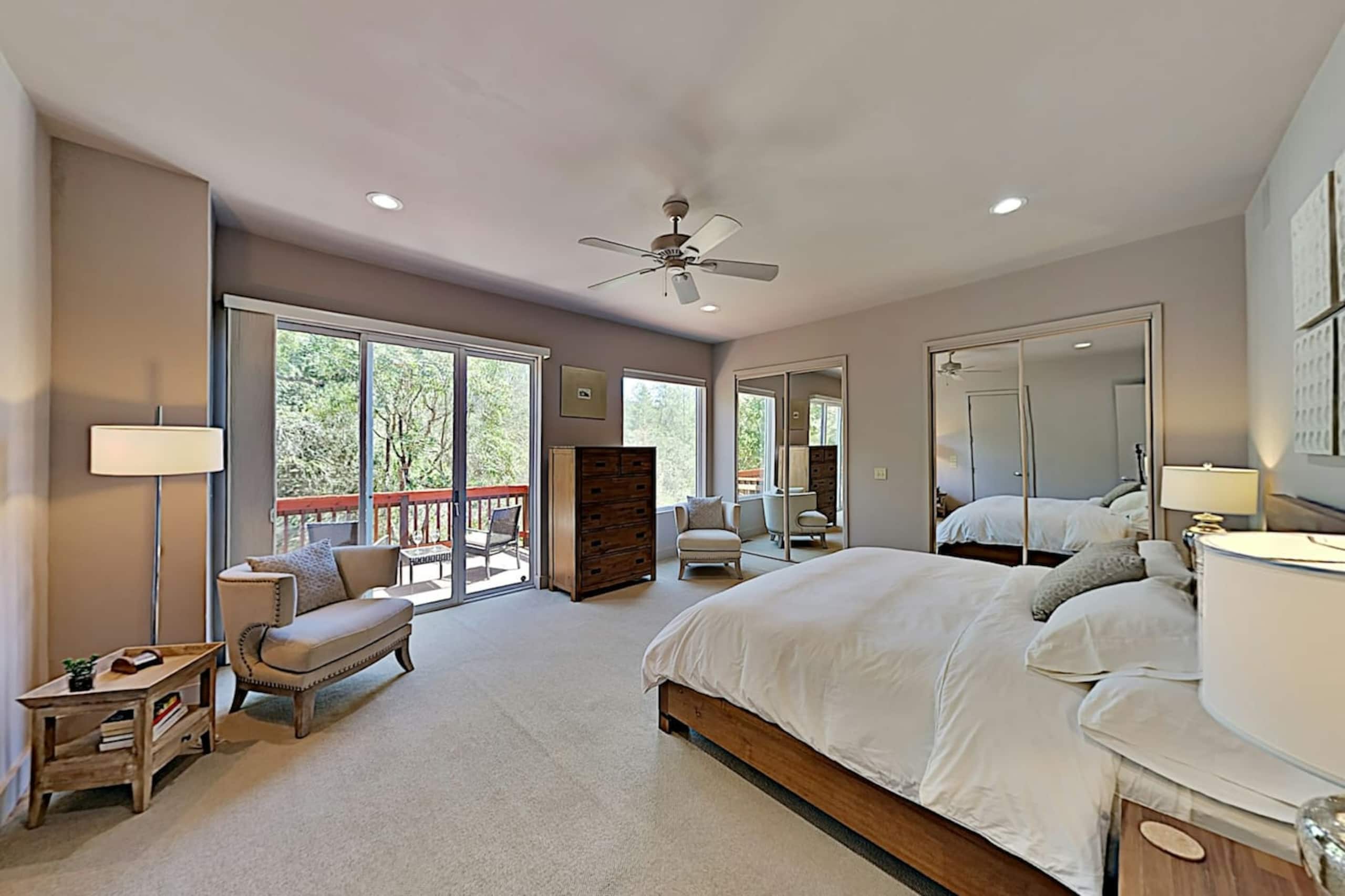 Mountain Retreat with Pool, Hot Tub & Bocce Court - Photo 17