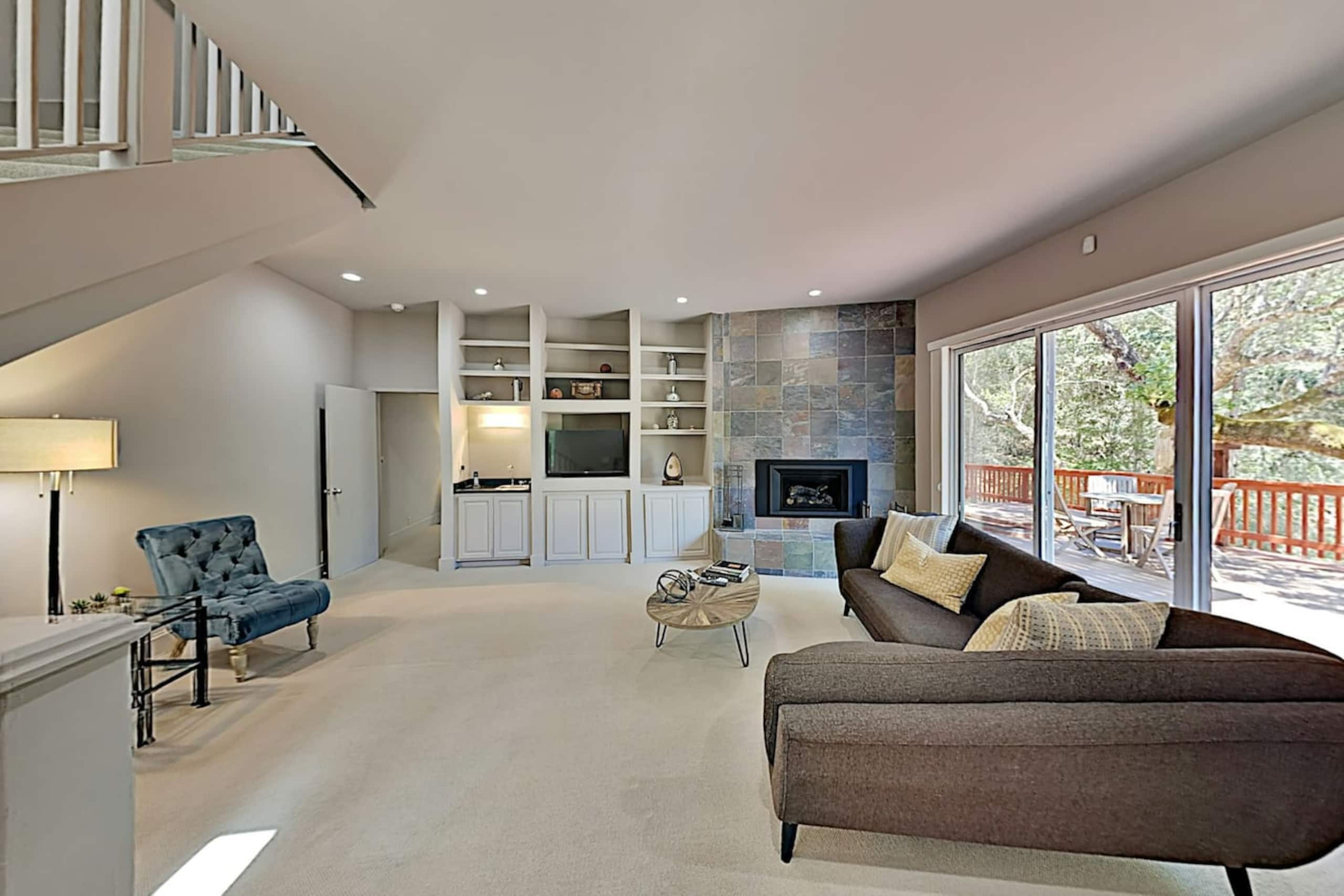 Mountain Retreat with Pool, Hot Tub & Bocce Court - Photo 31