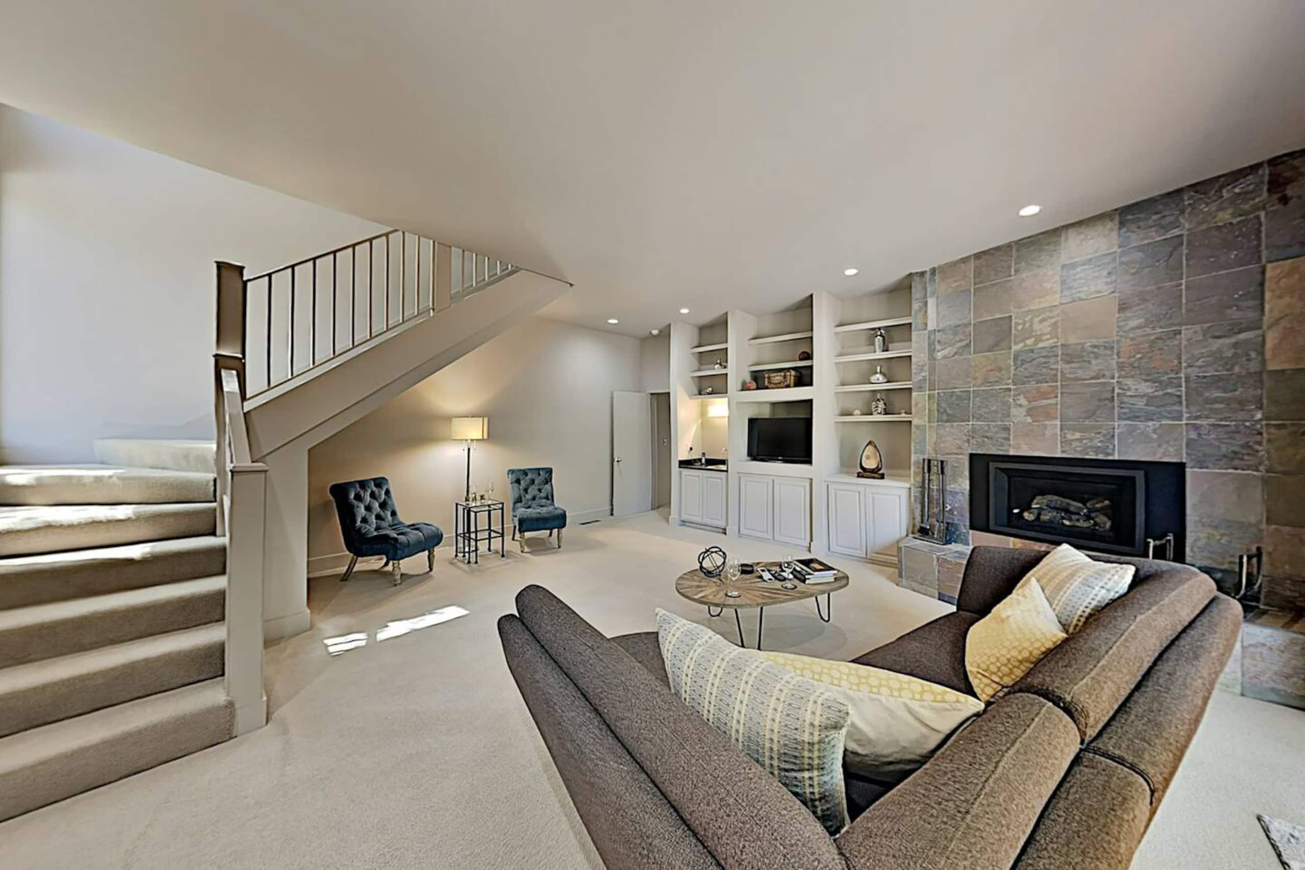 Mountain Retreat with Pool, Hot Tub & Bocce Court - Photo 33