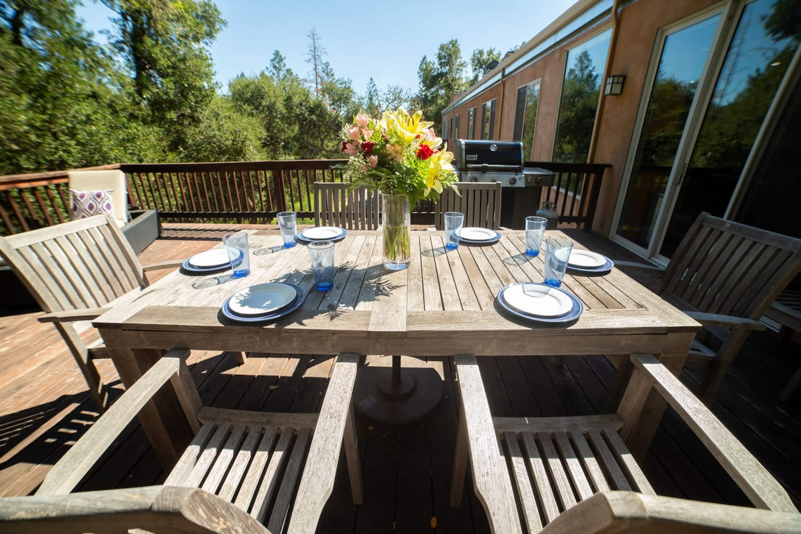 Mountain Retreat with Pool, Hot Tub & Bocce Court - Photo 7