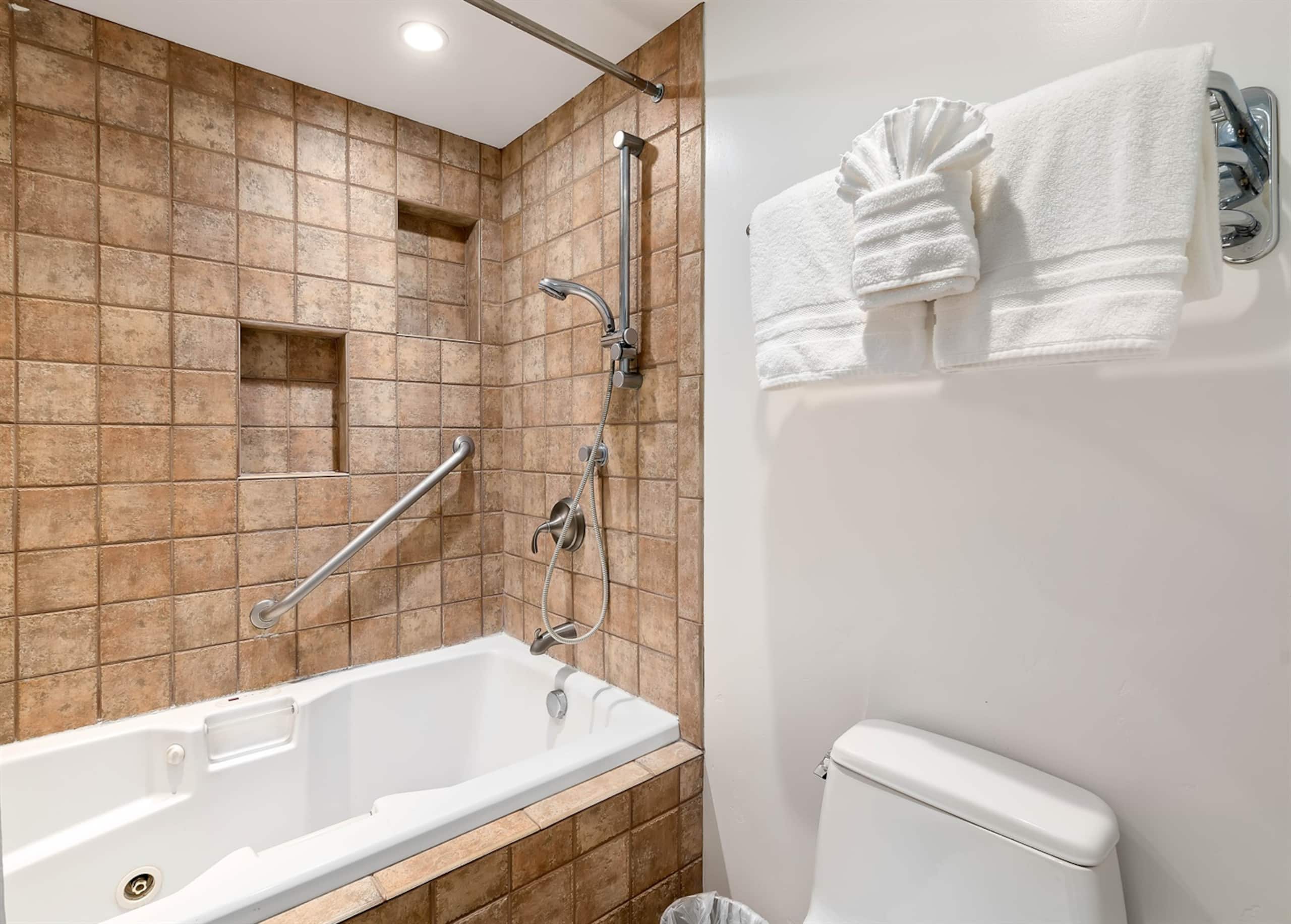 Condo in Kaanapali · ★4.88 · 2 bedrooms · 3 beds · 2 baths - Image 28