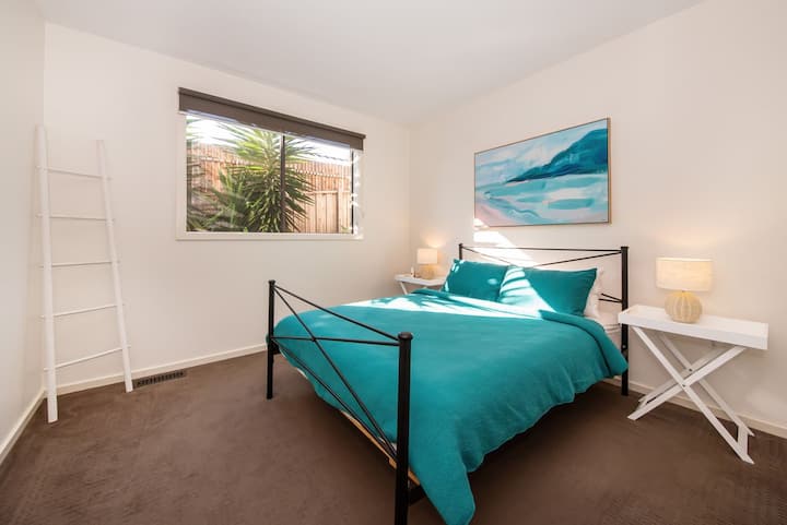 Sunrise Oasis Queen Bedroom