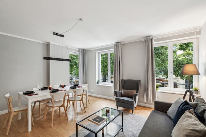 Apartment in Charlottenburg gallery image 2