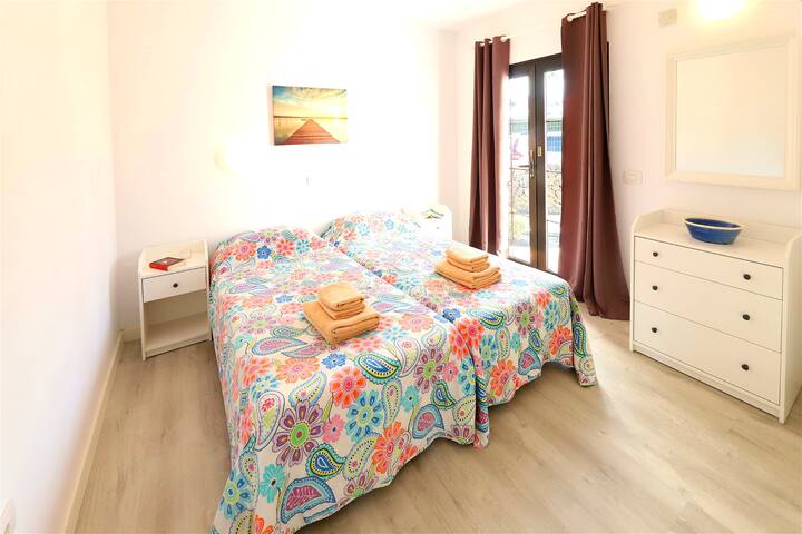  Renoveret bungalow (nr. 2,3,6,7,8,9,15&amp; 16)