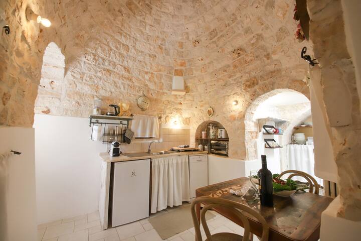 TD Dimora di Genna Trulletto with Lush Garden Pool gallery image 4