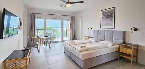 Holiday Home Aquamarina Prima 71 with seaview