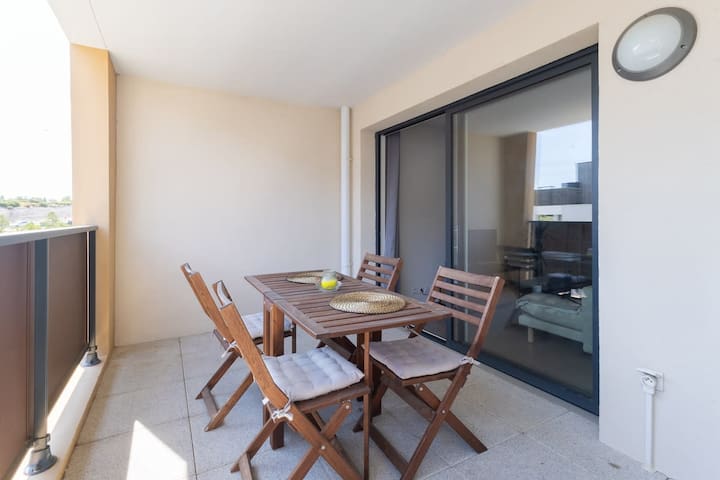 Entire home with 1 bedrooms in Aix-en-Provence - La Terrasse de Duranne - Accès rapide Tgv Aéroport
