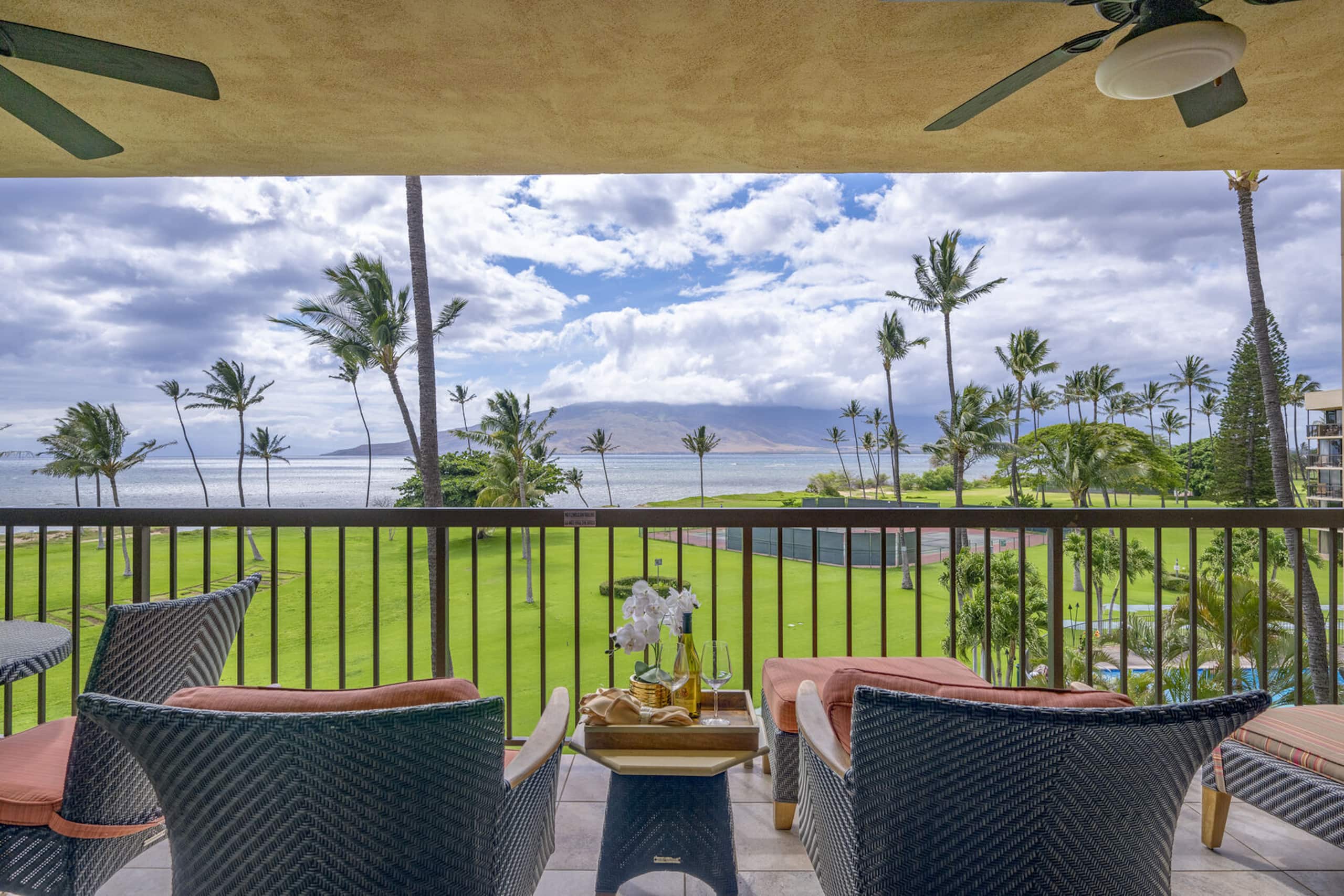 Condo in Kihei · ★5.0 · 2 bedrooms · 3 beds · 2 baths - Image 2