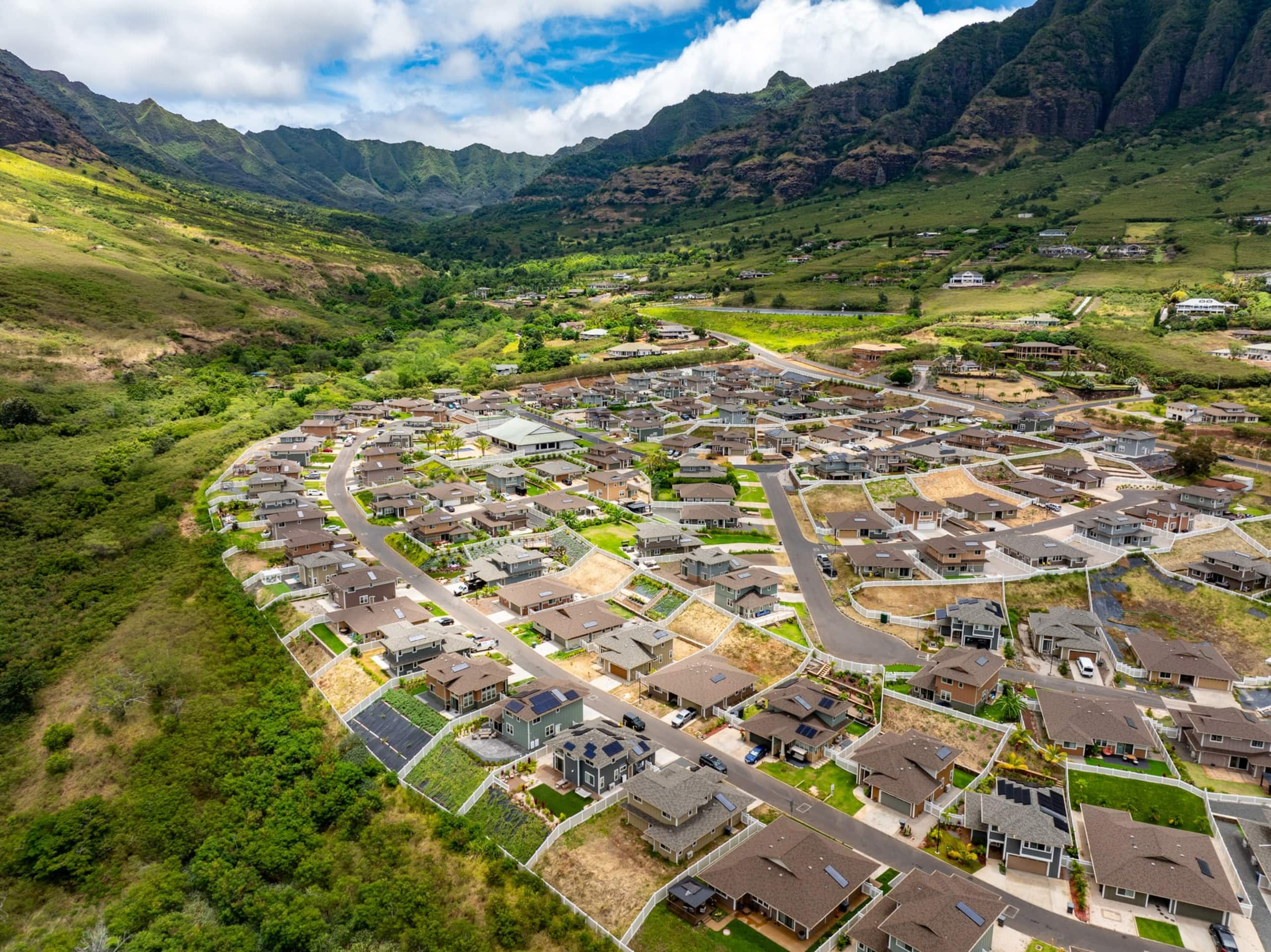 Home in Waianae · ★4.82 · 3 bedrooms · 4 beds · 2.5 private baths - Image 93