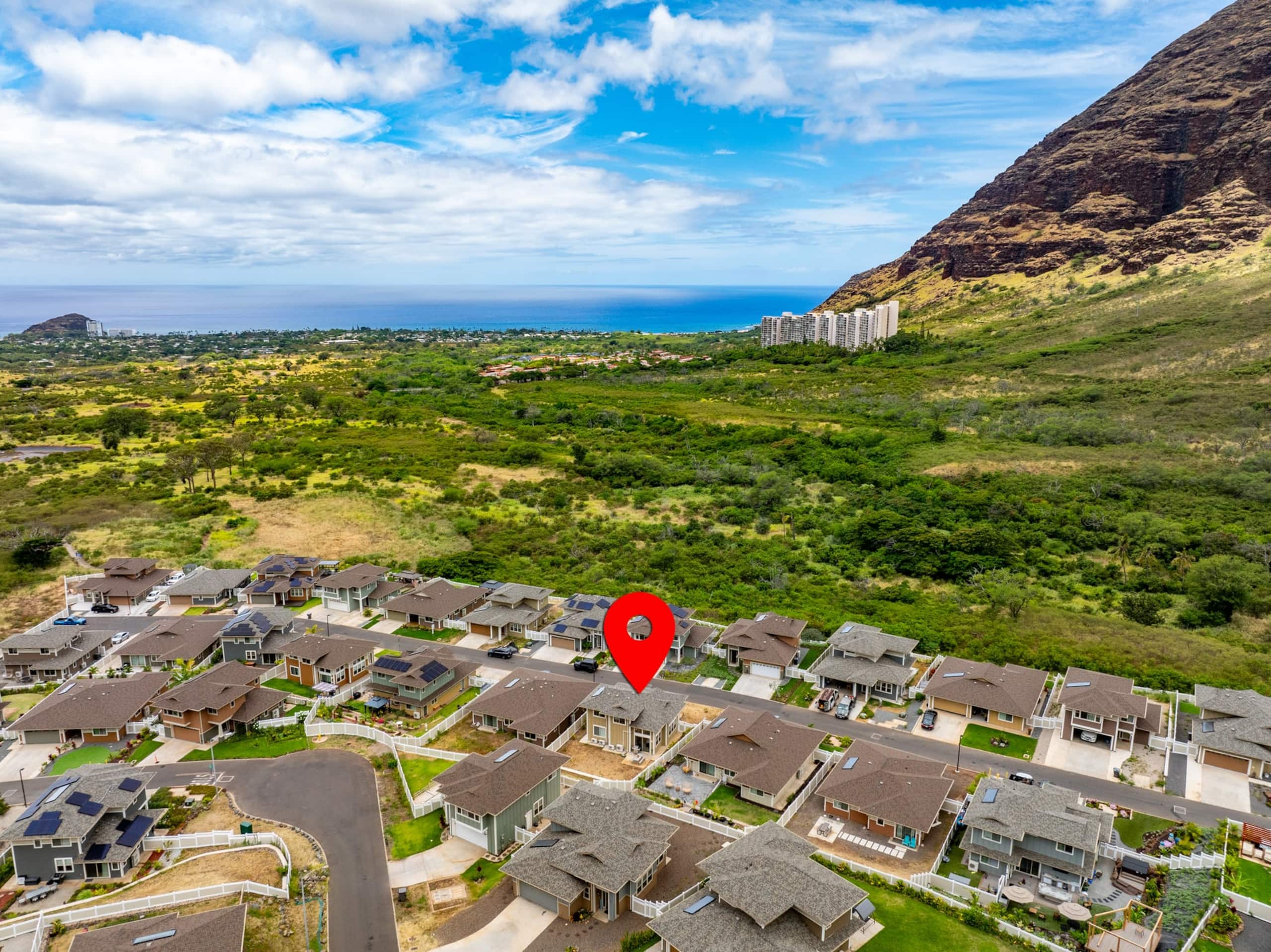 Home in Waianae · ★4.82 · 3 bedrooms · 4 beds · 2.5 private baths - Image 87