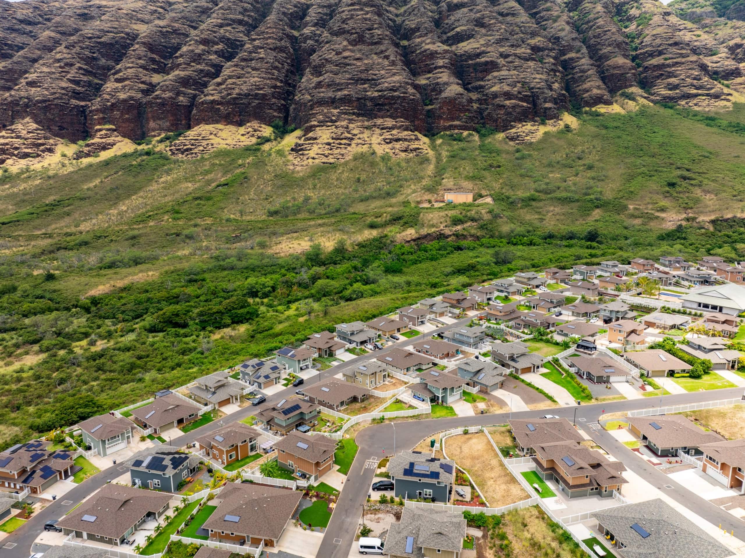 Home in Waianae · ★4.82 · 3 bedrooms · 4 beds · 2.5 private baths - Image 90