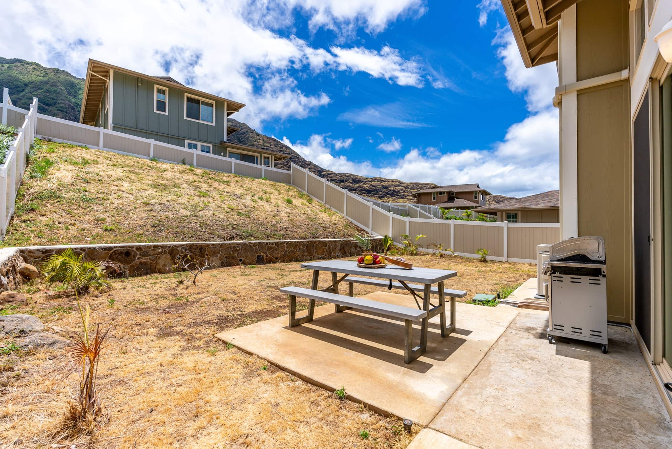 Home in Waianae · ★4.82 · 3 bedrooms · 4 beds · 2.5 private baths - Image 71