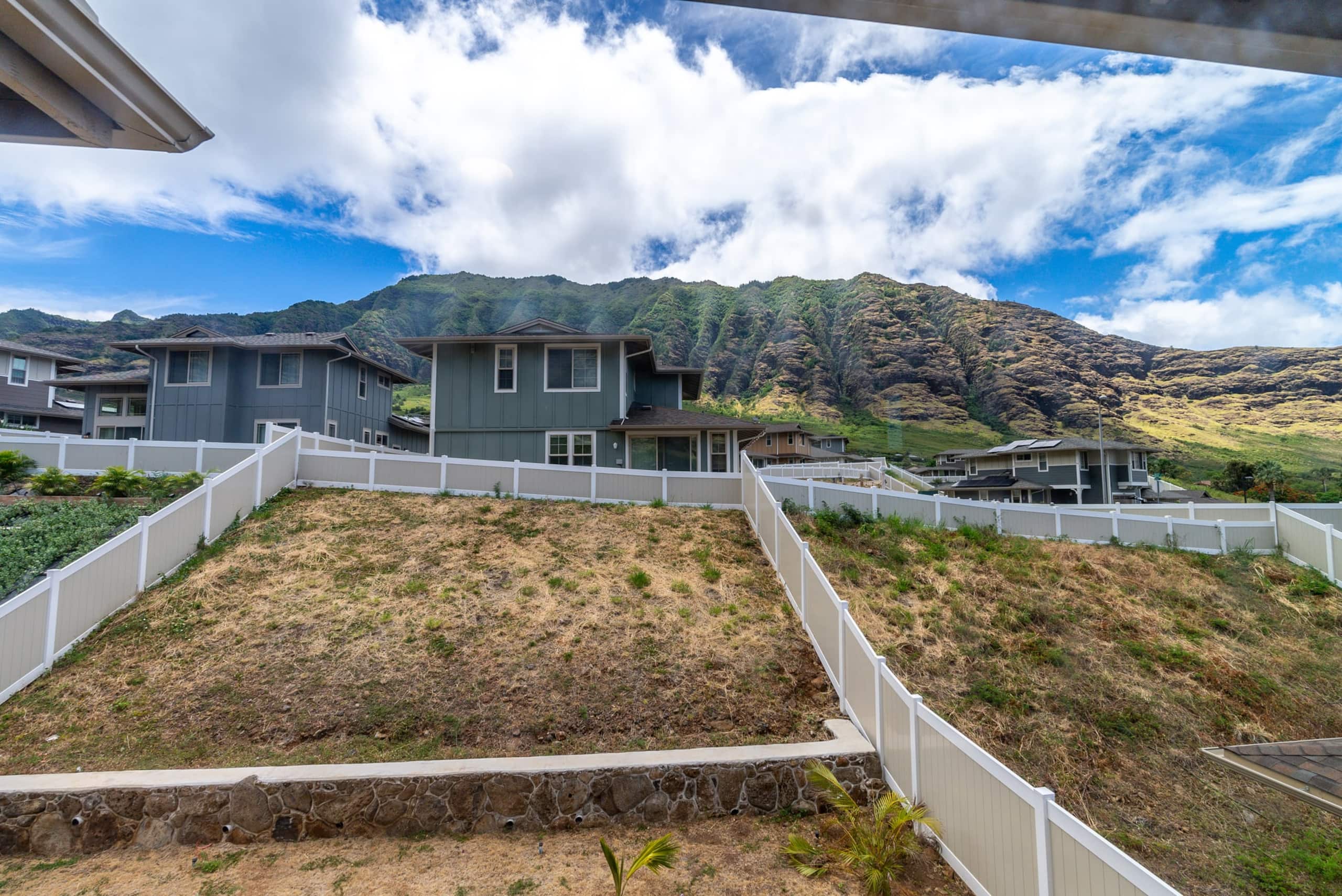 Home in Waianae · ★4.82 · 3 bedrooms · 4 beds · 2.5 private baths - Image 62