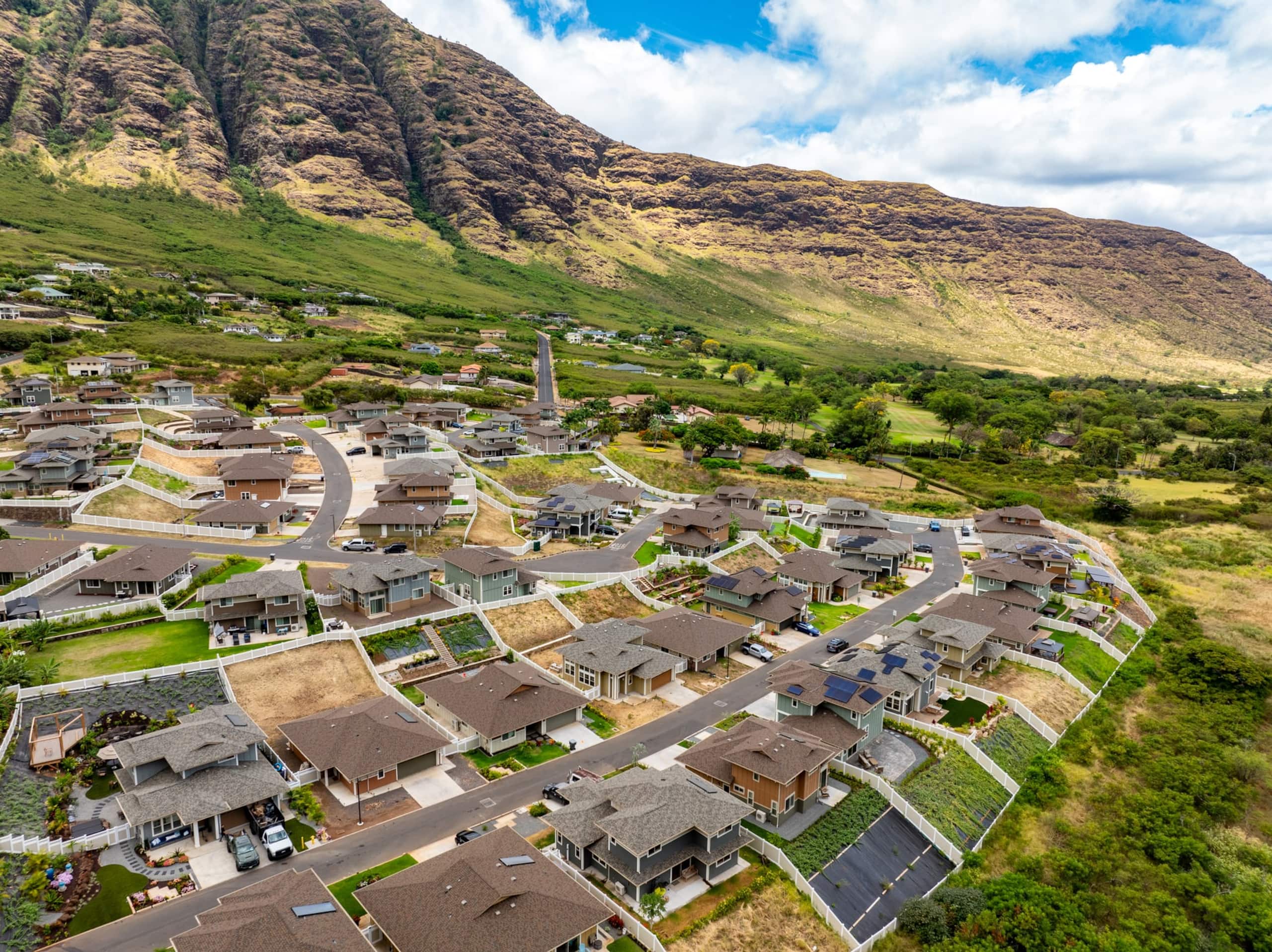 Home in Waianae · ★4.82 · 3 bedrooms · 4 beds · 2.5 private baths - Image 85