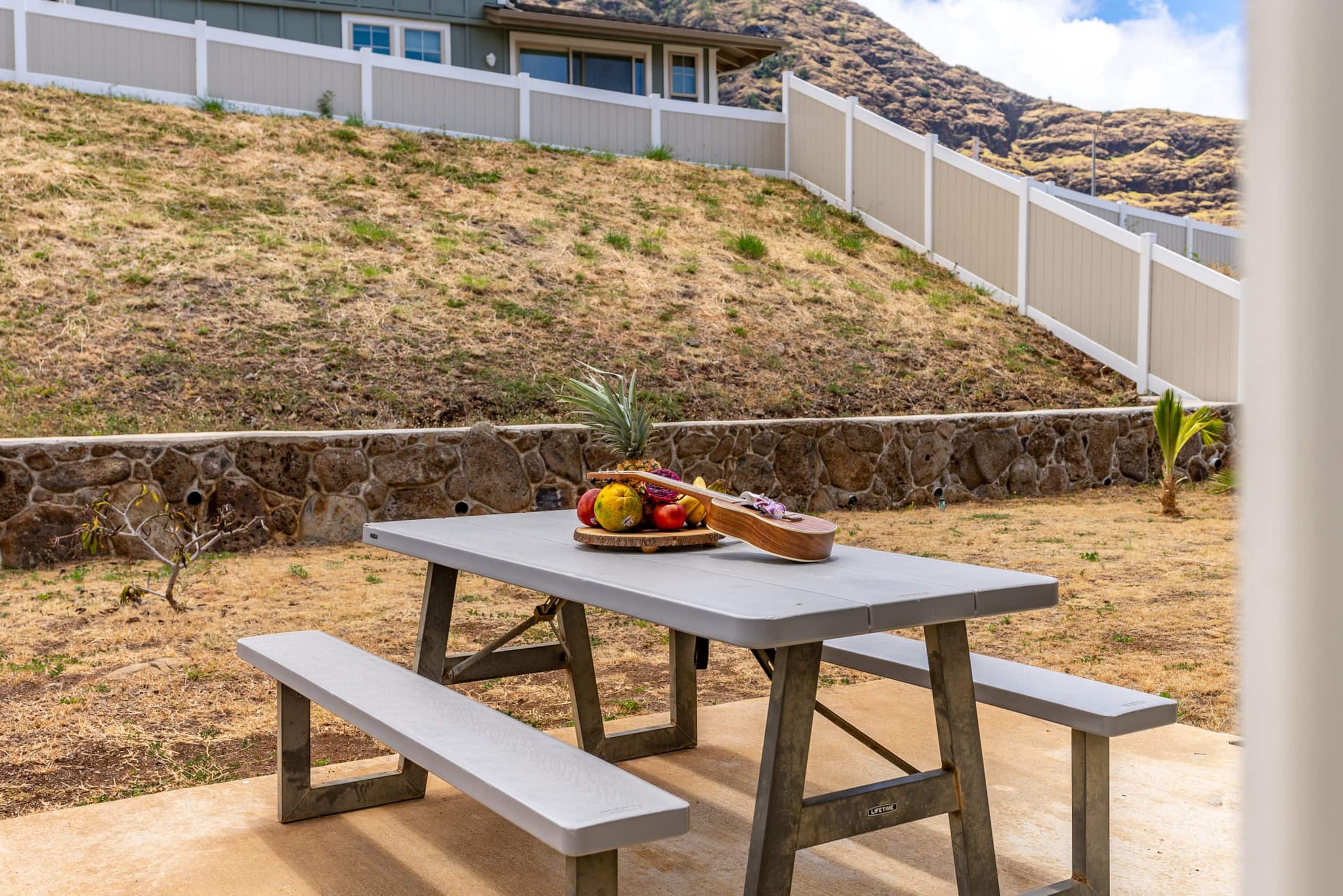 Home in Waianae · ★4.82 · 3 bedrooms · 4 beds · 2.5 private baths - Image 55